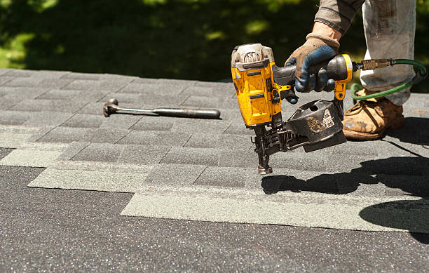 Best Best Roofing Contractors  in Lakewood Clu, MI
